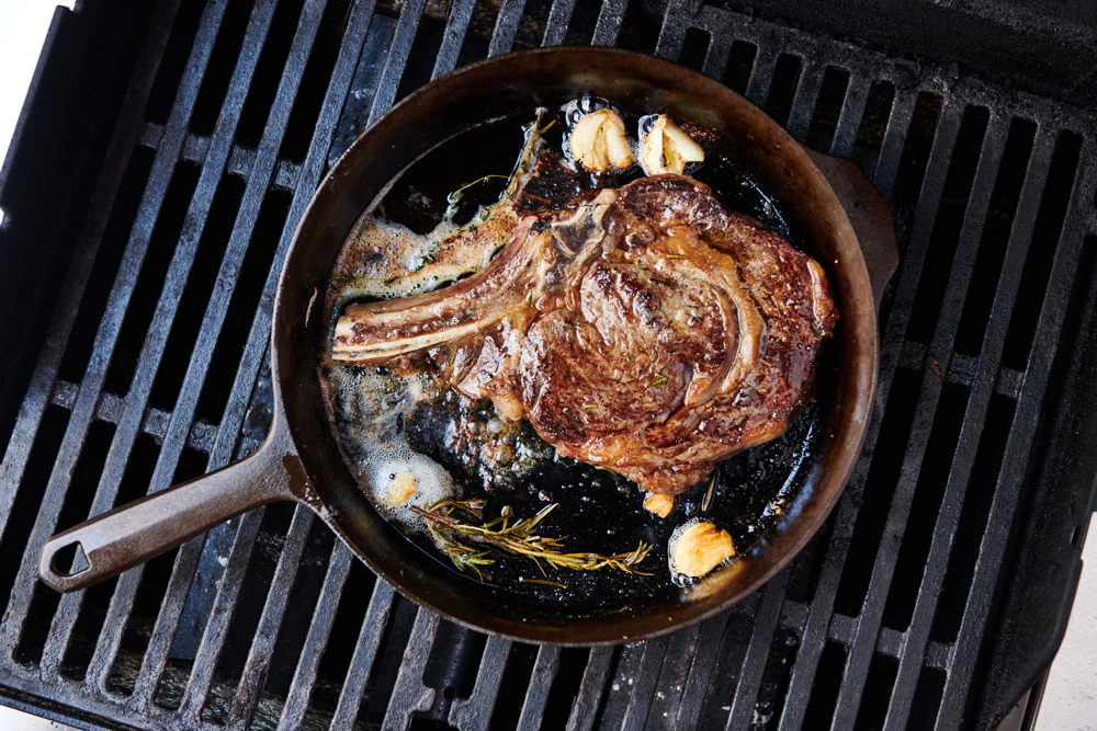 Budget Camping Meal Ideas: Eat Like a King Without Breaking the Bank Cast Iron Skillet