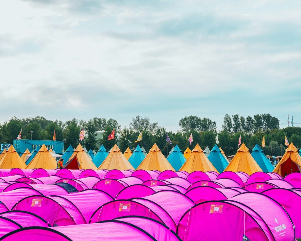 Best Tents for Music Festivals: Stay Cool, Dry, and Easy to Find festival tents