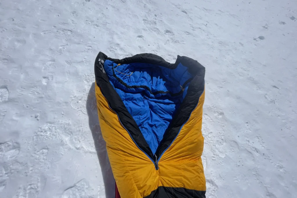 Best Sleeping Bags for Winter: Stay Warm in Sub-Zero Temps Marmot CWM Expedition Bag