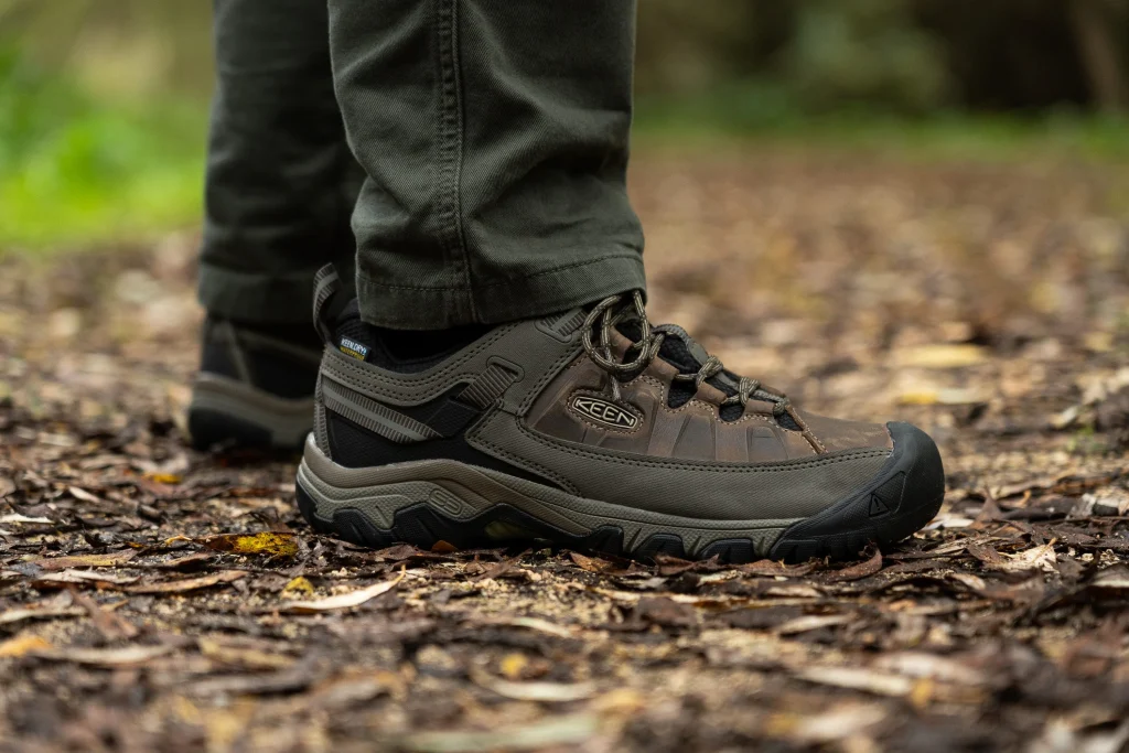 Best Hiking Boots for Wide Feet: Maximum Comfort for Every Trail Keen Targhee III Waterproof