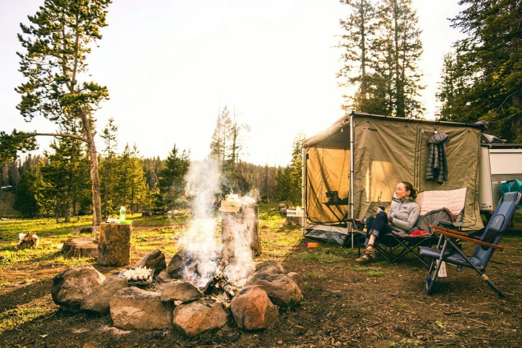 Winter Camping vs. Summer Camping: Which One is Right for You? Camping