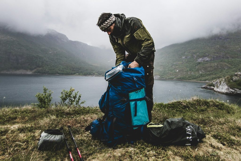 How to Pack a Hiking Backpack Correctly: Balance, Comfort, and Access How to Pack a Hiking Backpack Correctly